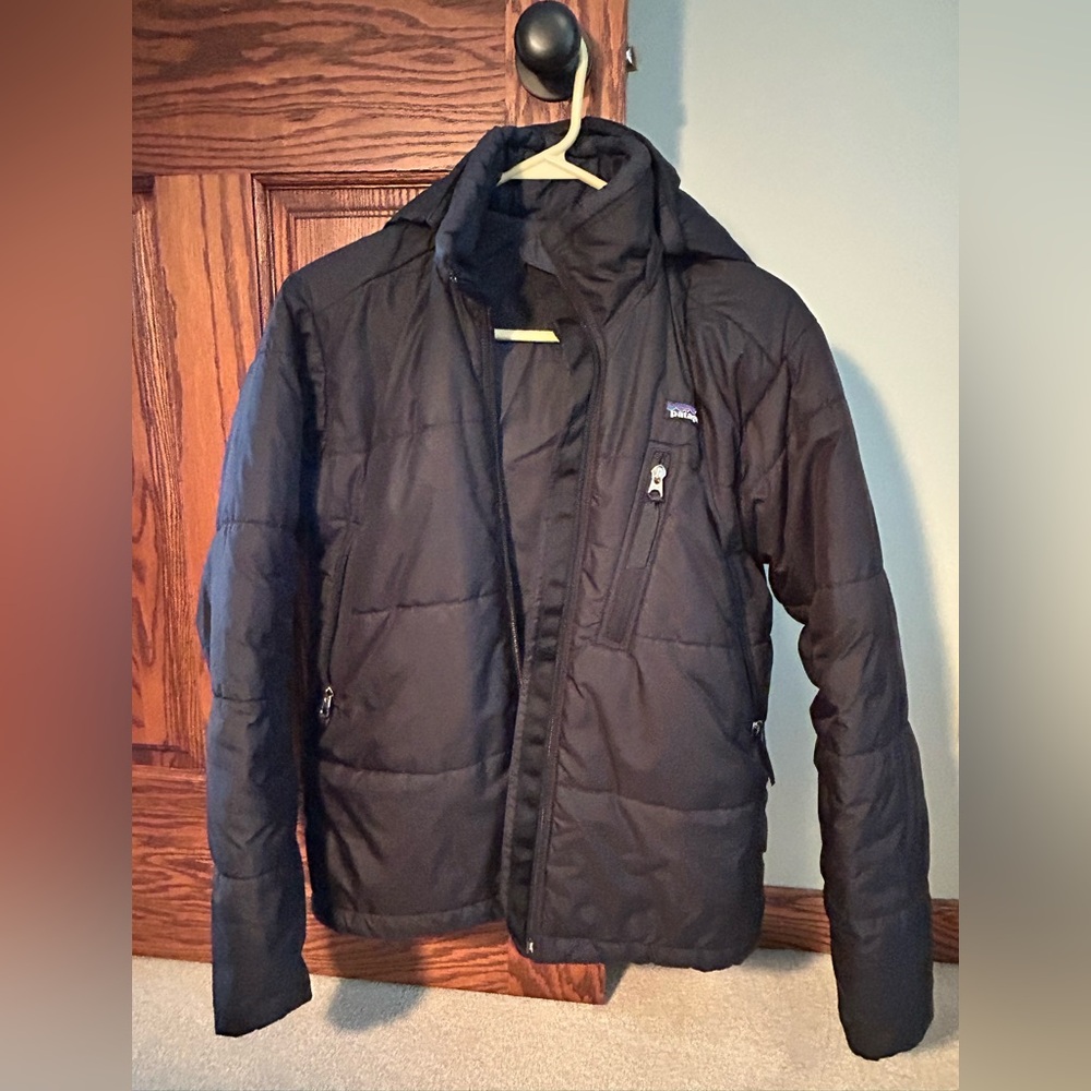 Patagonia women’s Black Puffer Jacket